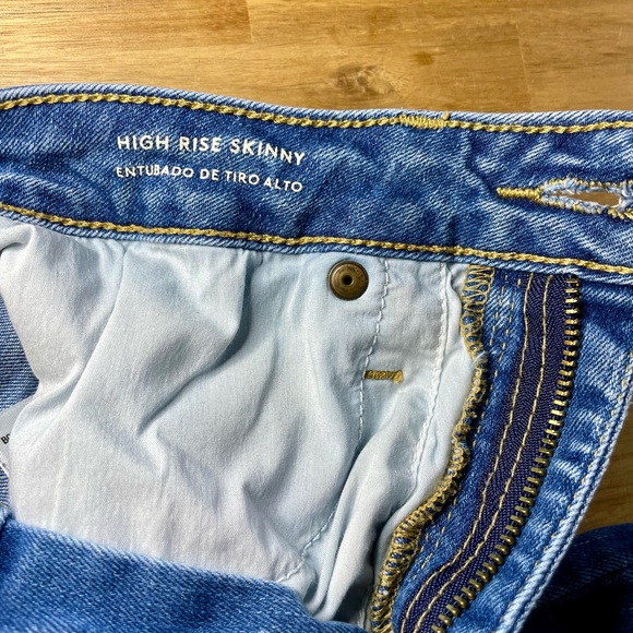 Universal Thread High Rise Skinny Jeans - Picture 10 of 11